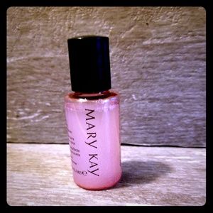 Mary Kay Make Up Remover